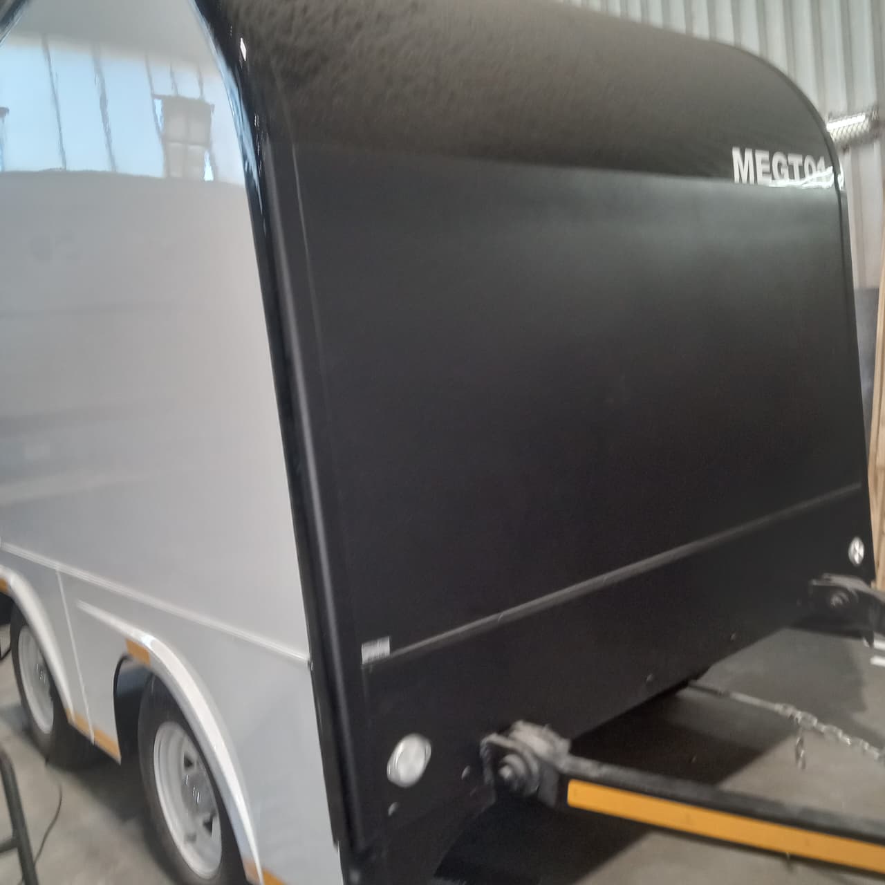 GM Trailers bustrailersfront